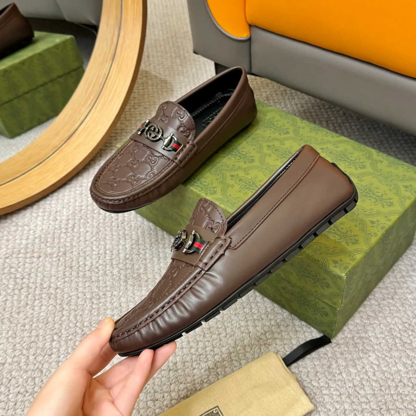 Men's shoes 💰420 (Yangli) Gucci* - the top version of Gucci classic beanie shoes! It is made of imported original cowhide and has a comfortable first layer of sheepskin lining! Original wear-resistant rubber outsole! High quality products! Size 38-46, with shoe dial, cloth bag, card
